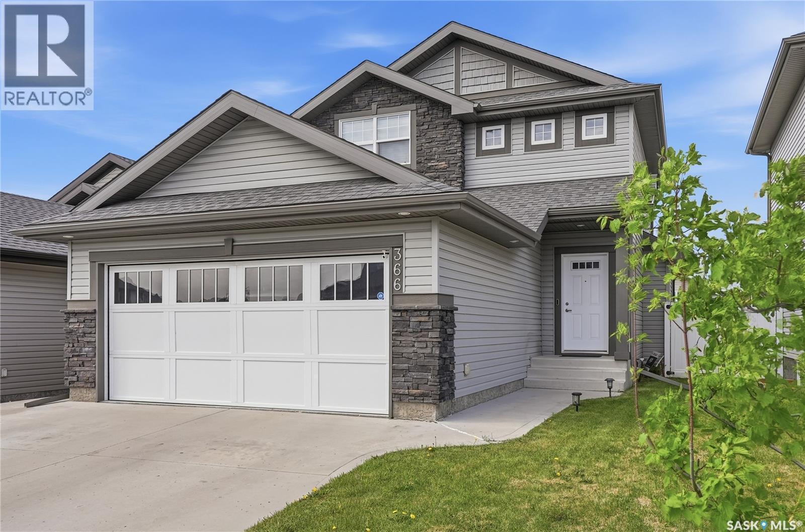 366 Kolynchuk Manor, Saskatoon, SK