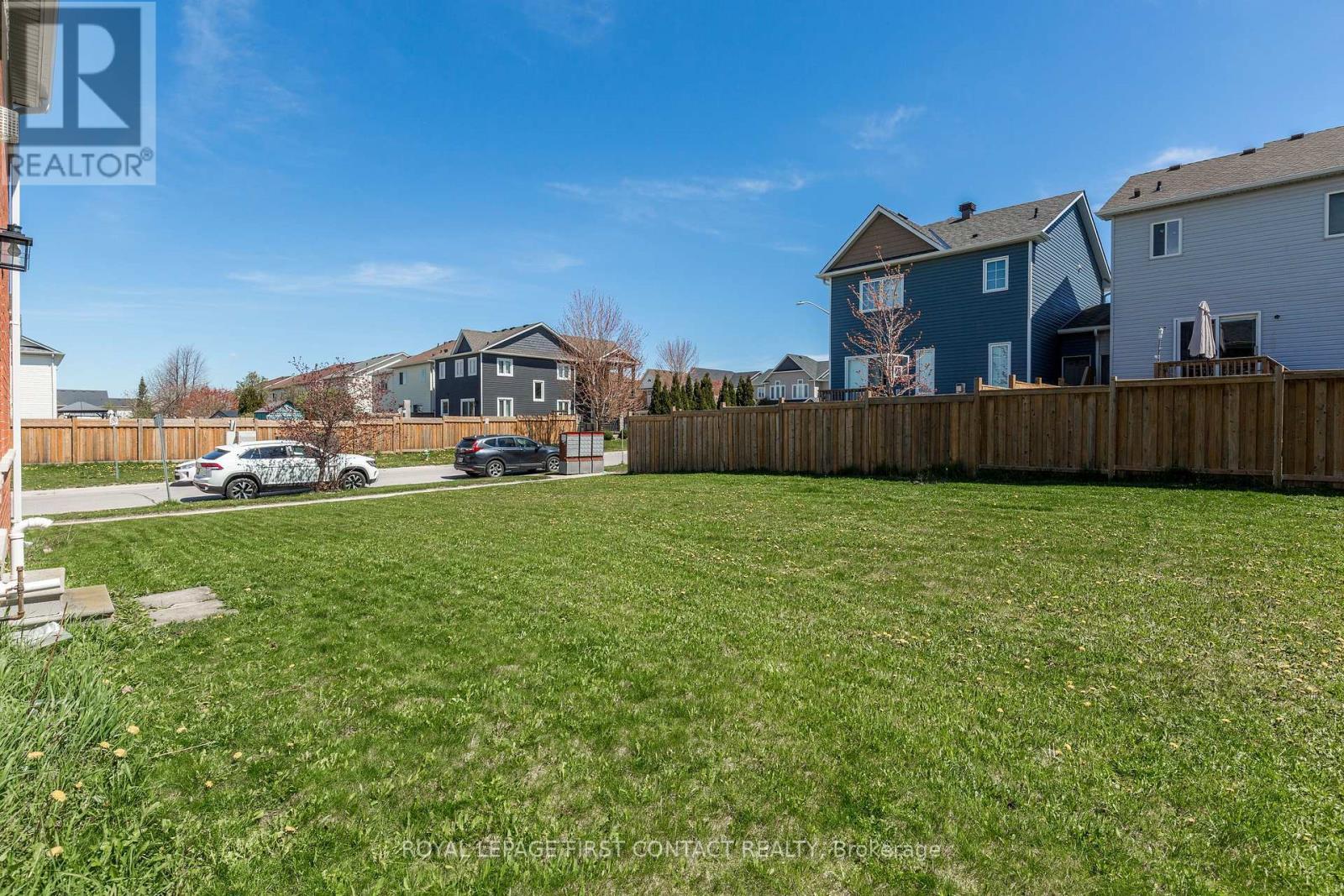 1 Griffin Gate, Barrie, ON - Outdoor