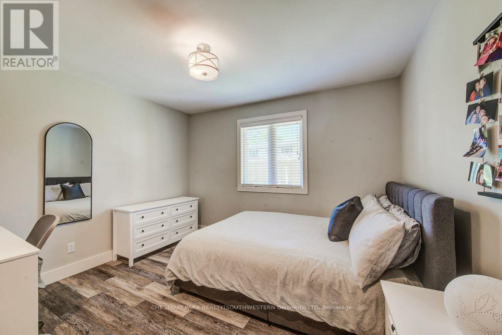 345 Old Stone Road, Waterloo, ON
