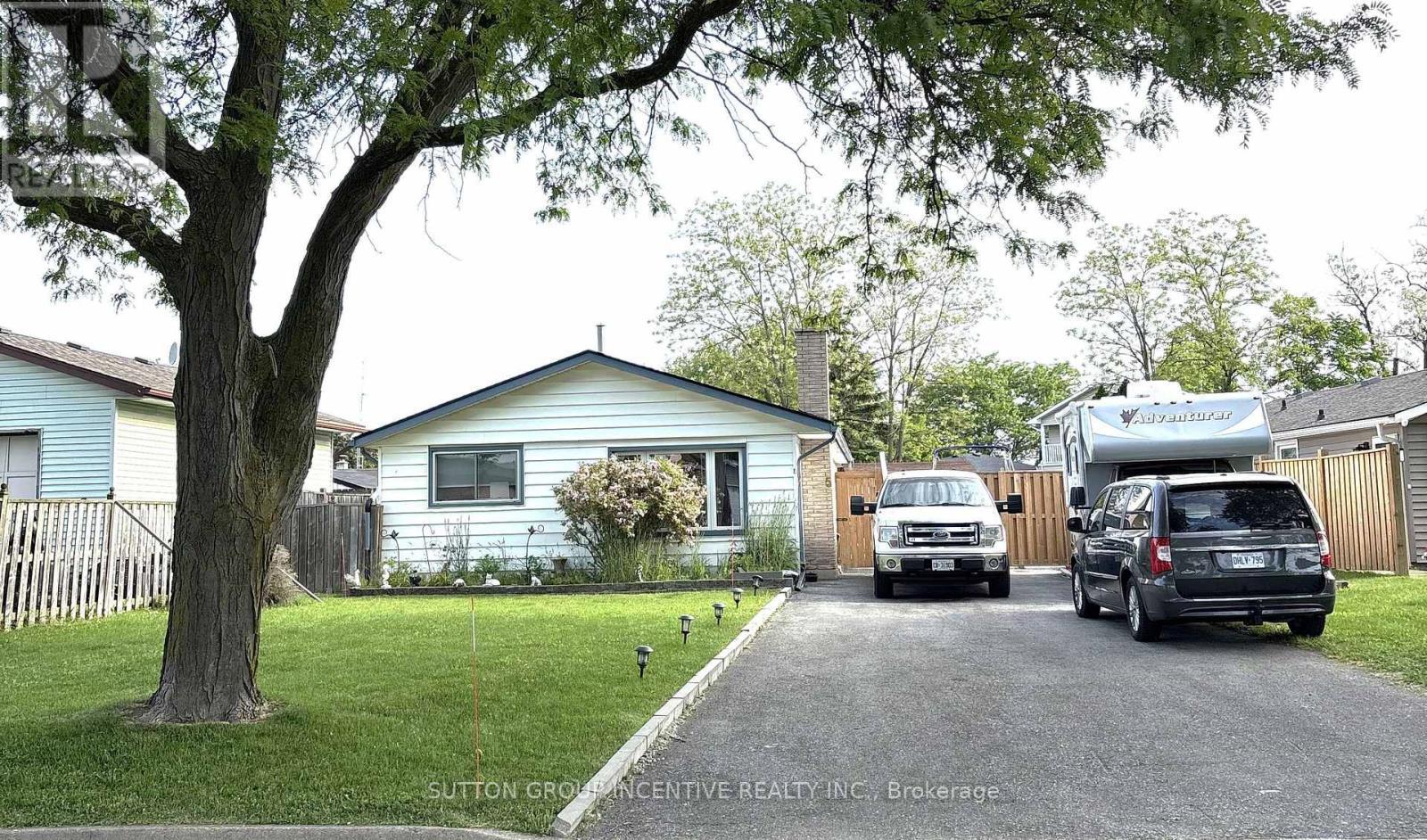 5 Lanark Crescent, St. Catharines, ON
