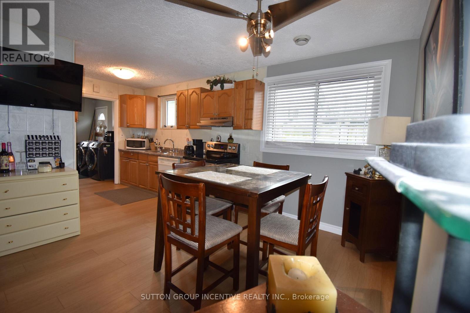 5 Lanark Crescent, St. Catharines, ON