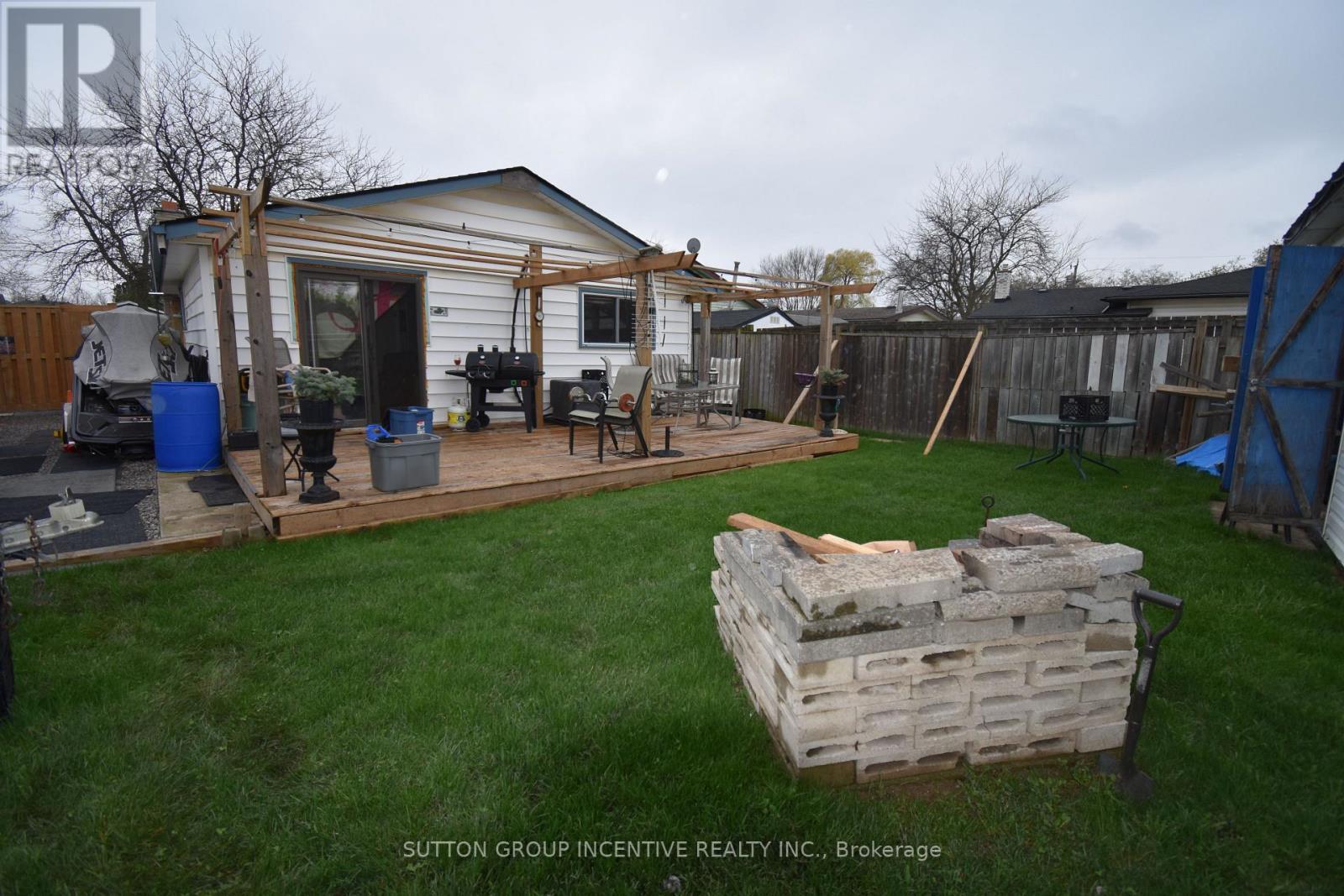 5 Lanark Crescent, St. Catharines, ON