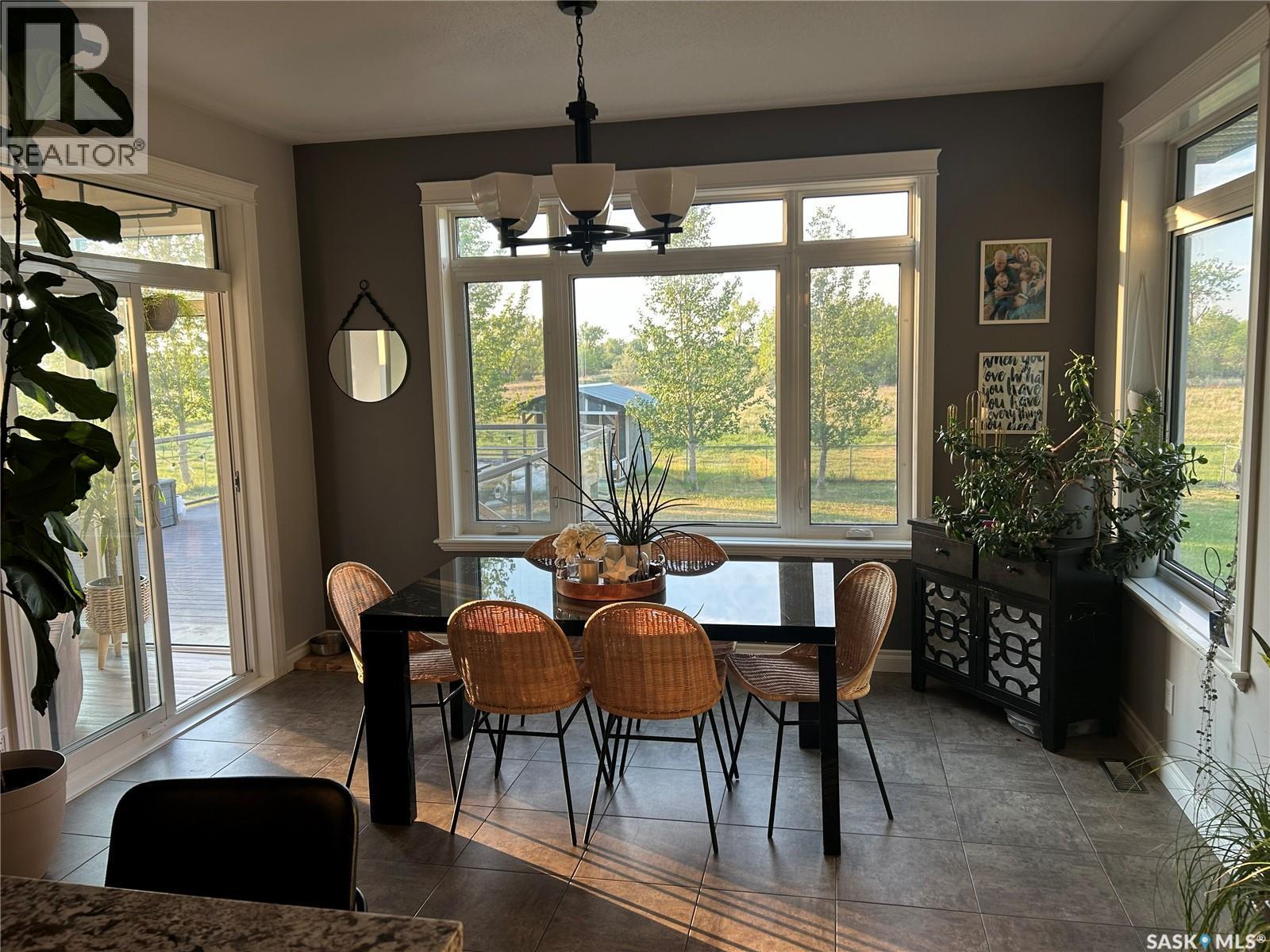 1451 1St Avenue Nw, Weyburn, SK