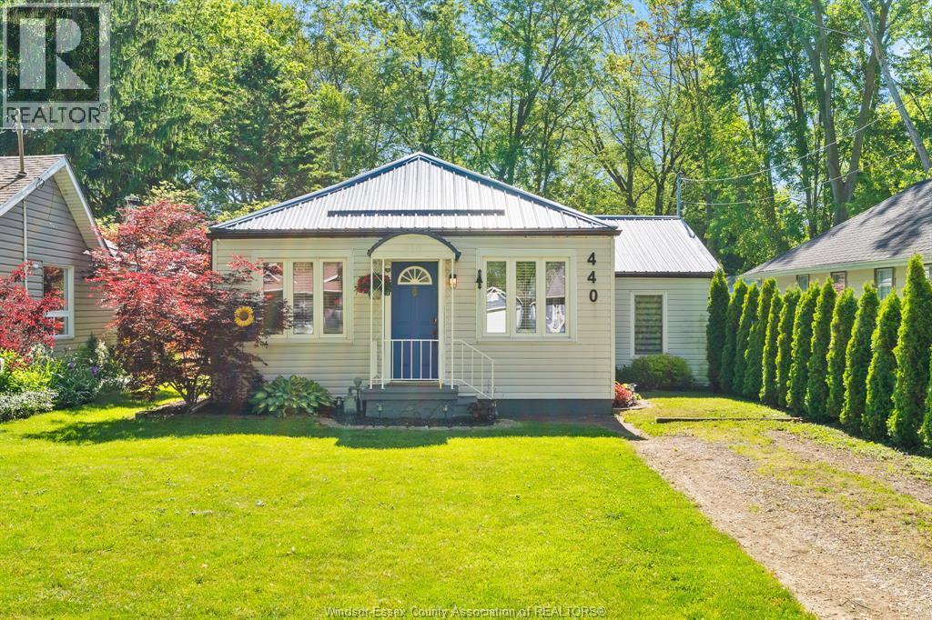 440 Jackson, Harrow, ON