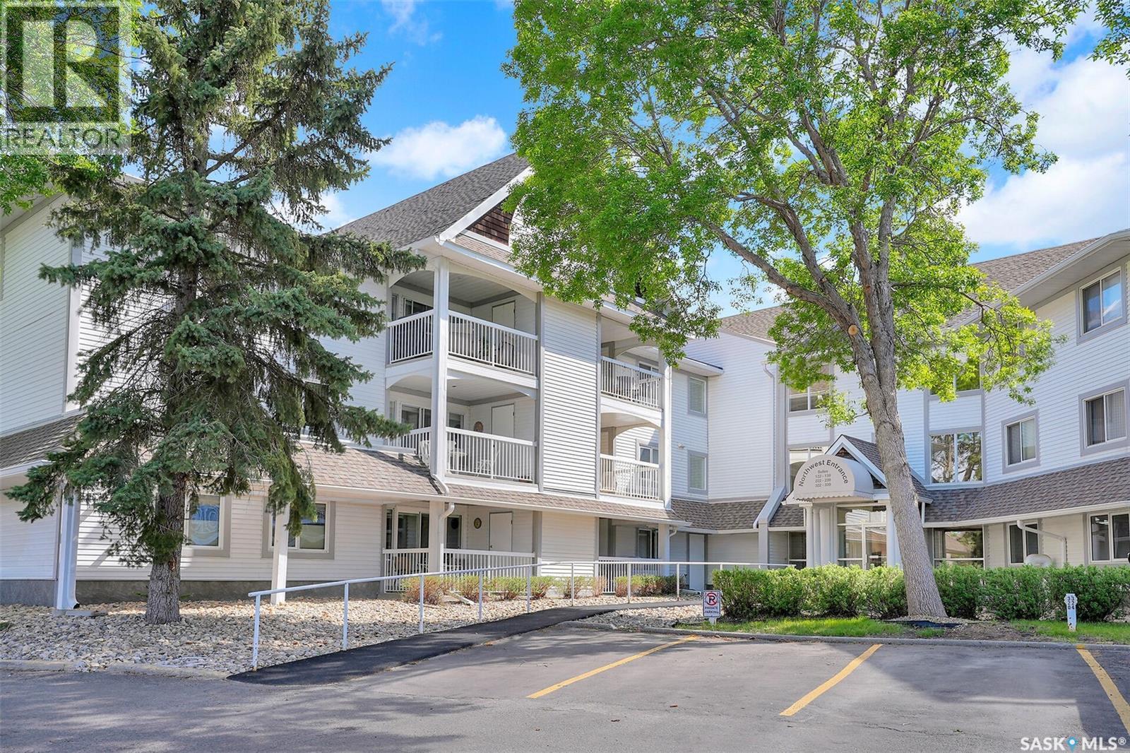 139 960 Assiniboine Avenue E, Regina, SK