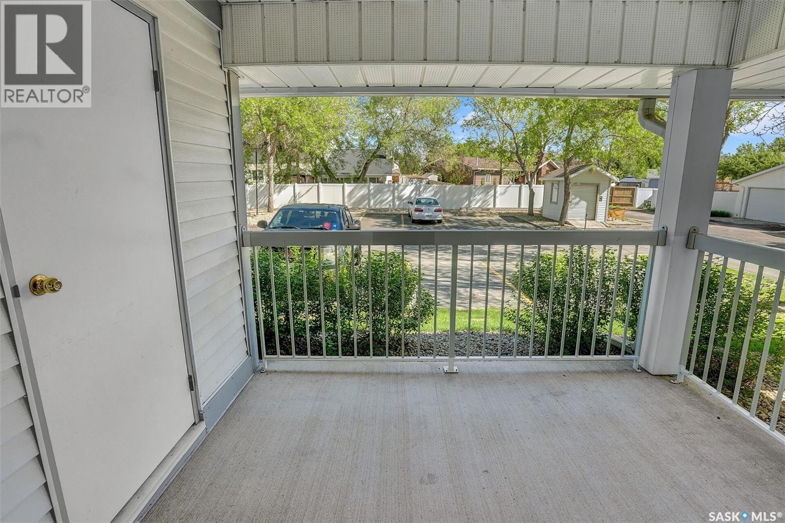 139 960 Assiniboine Avenue E, Regina, SK
