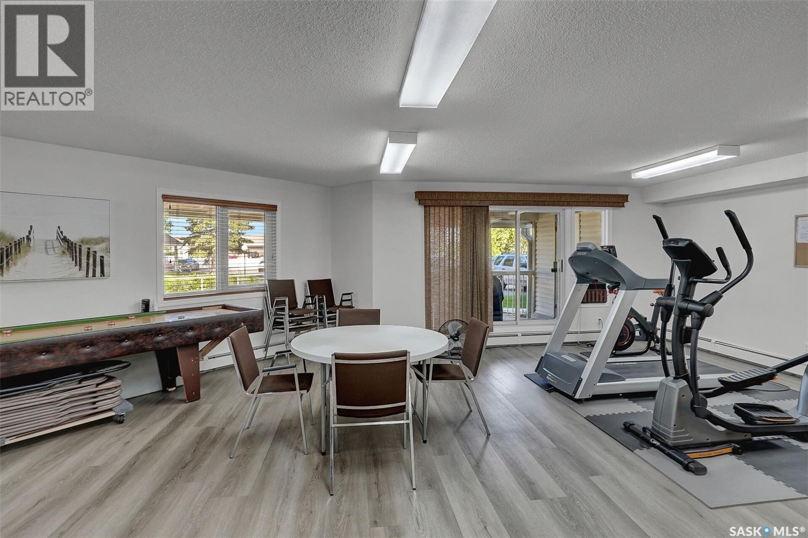 139 960 Assiniboine Avenue E, Regina, SK