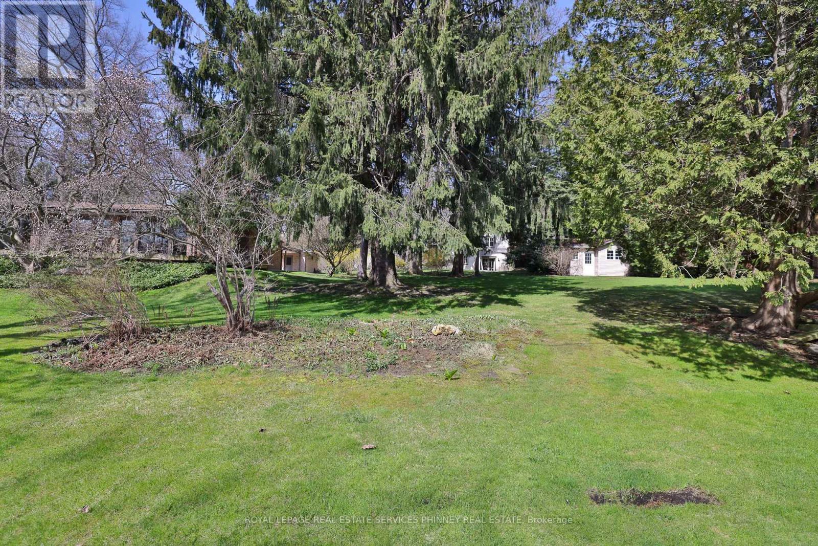 845 Chaucer Avenue, Mississauga, ON