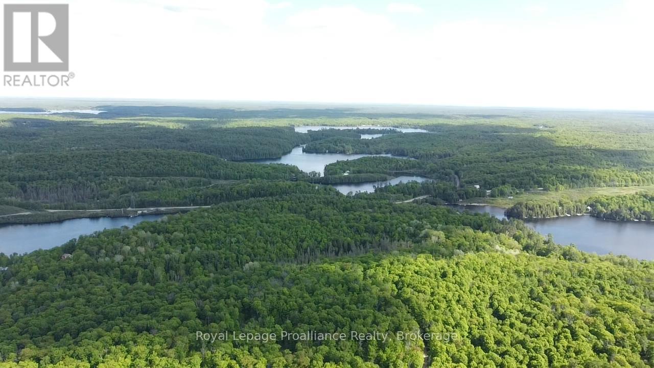 C8 Pt L2 Con 8 Pt Lot 22, Frontenac (Frontenac North), ON