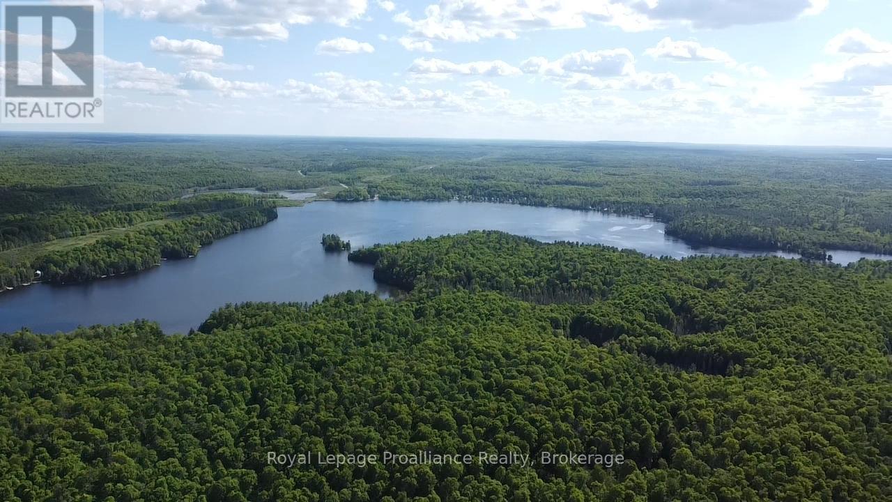 C8 Pt L2 Con 8 Pt Lot 22, Frontenac (Frontenac North), ON