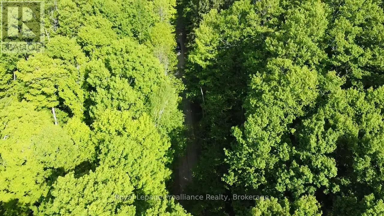 C8 Pt L2 Con 8 Pt Lot 22, Frontenac (Frontenac North), ON