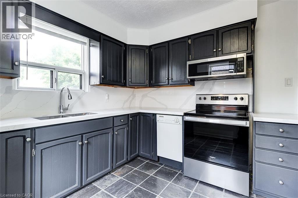 101 South Bend Road E Unit# Upper, Hamilton, ON