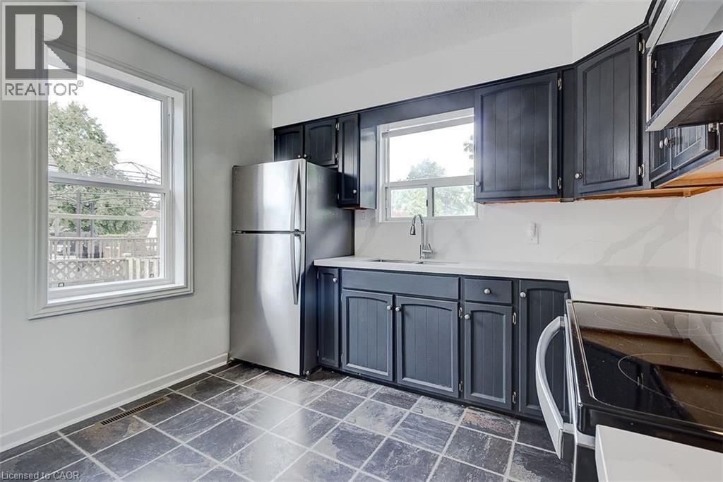 101 South Bend Road E Unit# Upper, Hamilton, ON