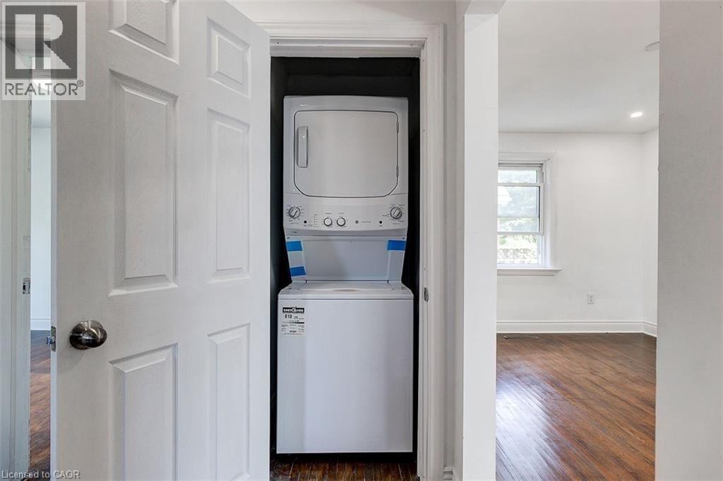 101 South Bend Road E Unit# Upper, Hamilton, ON