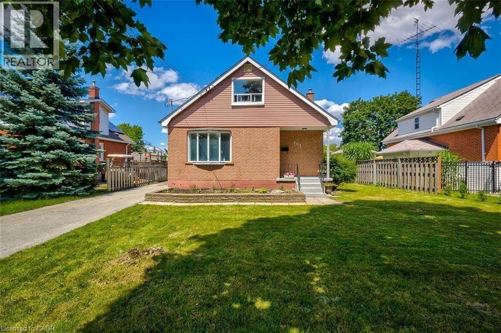 101 South Bend Road E Unit# Upper, Hamilton, ON