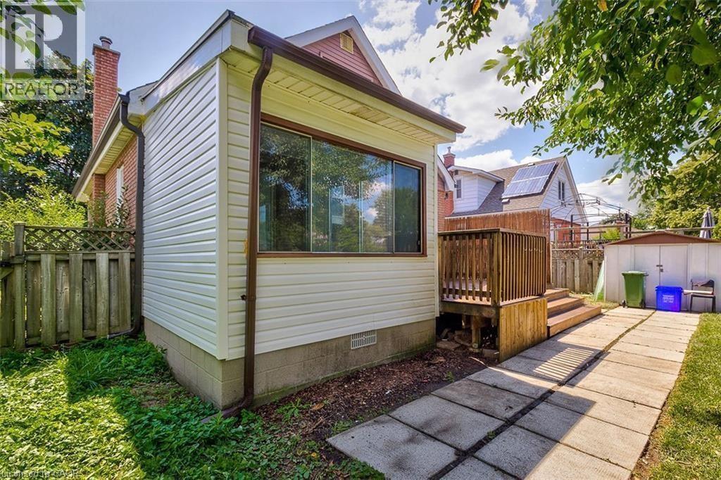 101 South Bend Road E Unit# Upper, Hamilton, ON