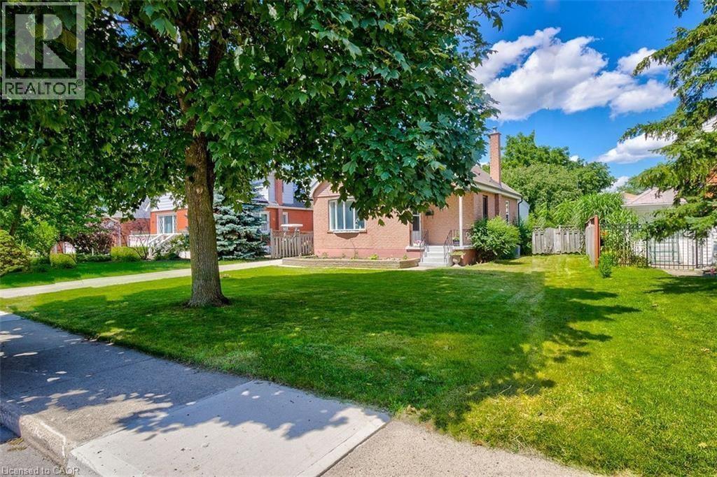 101 South Bend Road E Unit# Upper, Hamilton, ON