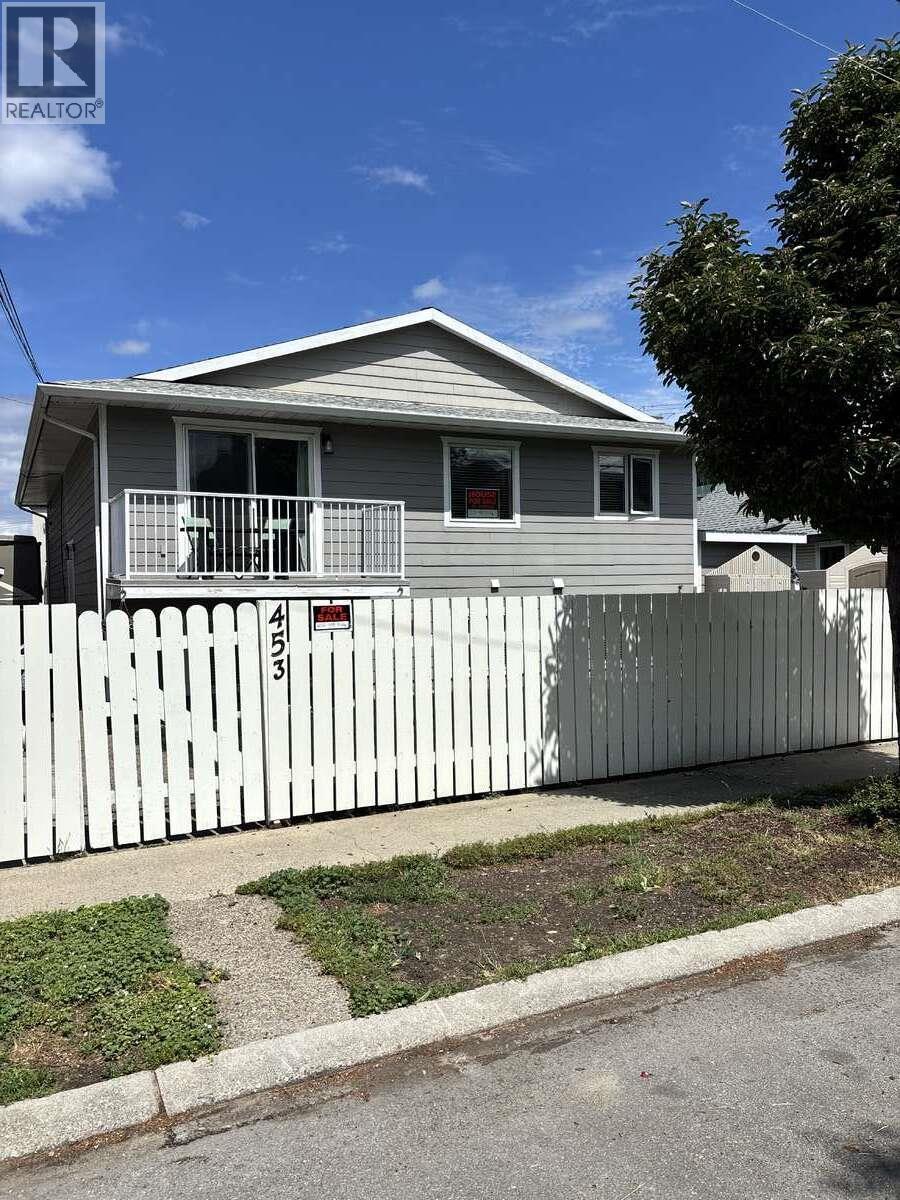 453 Alexander Avenue, Penticton, BC