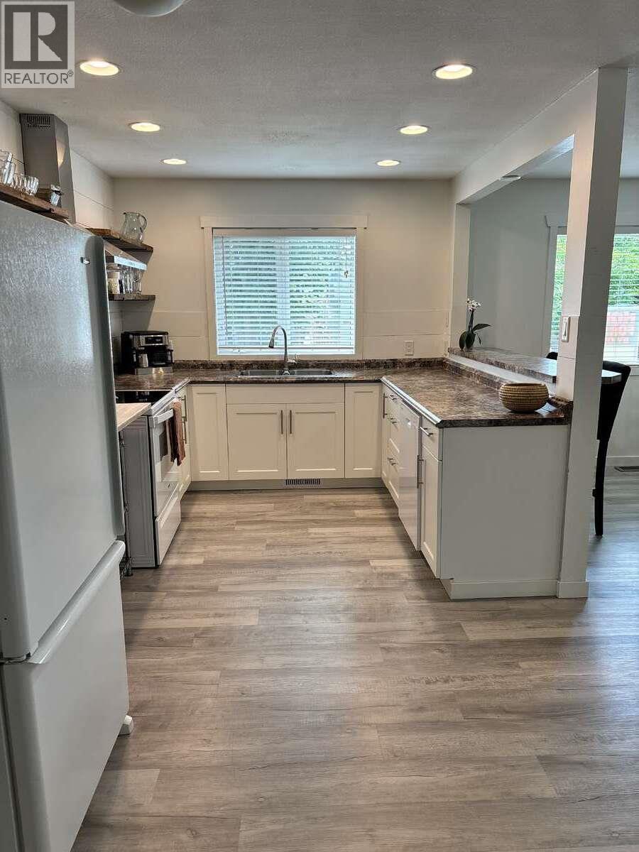 453 Alexander Avenue, Penticton, BC