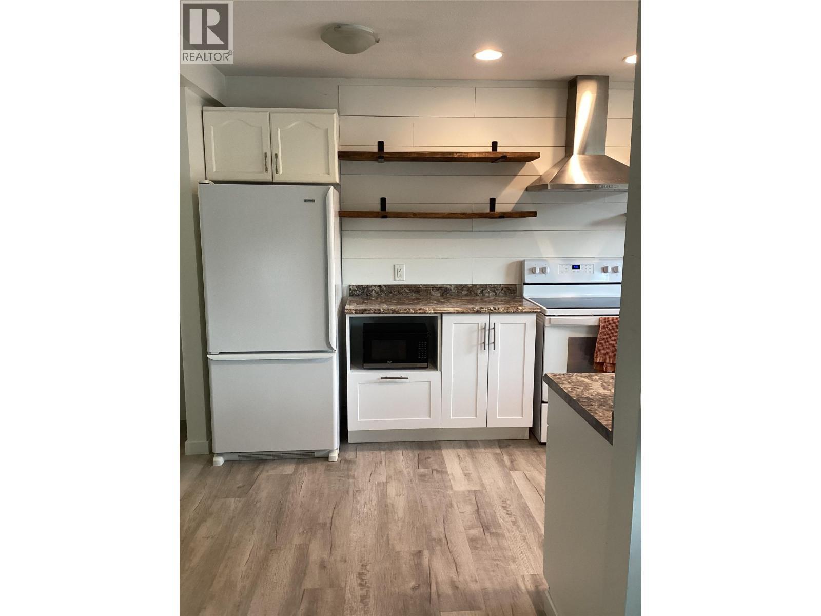 453 Alexander Avenue, Penticton, BC