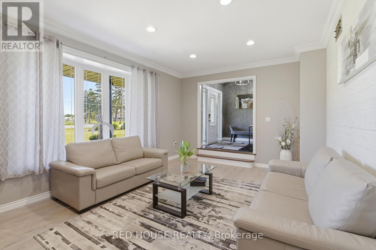 875 Brawley Road W, Whitby, ON