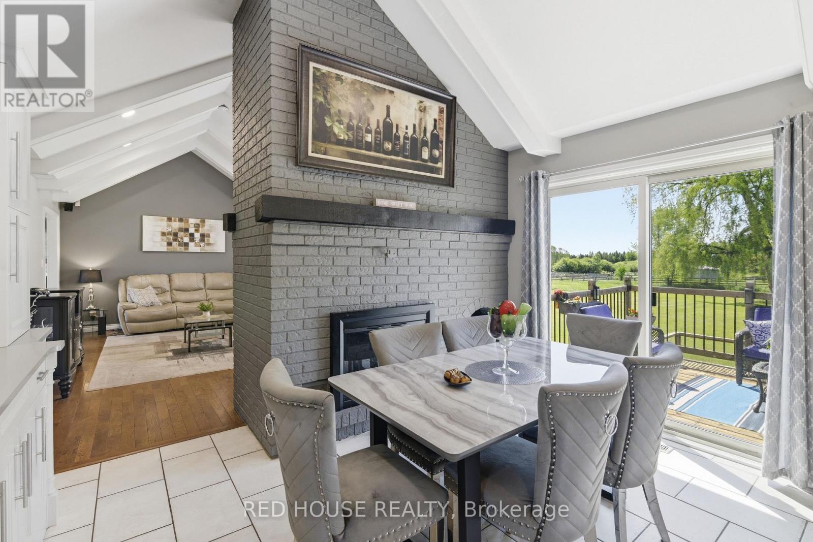 875 Brawley Road W, Whitby, ON