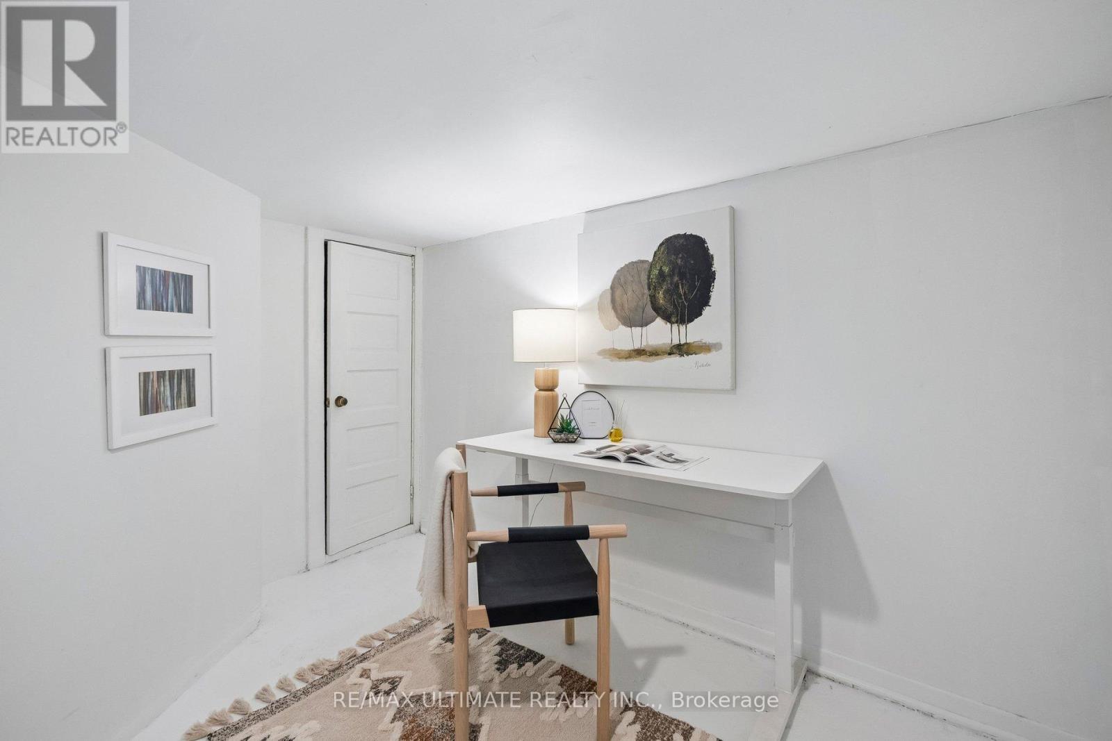 132 Hanson Street, Toronto, ON