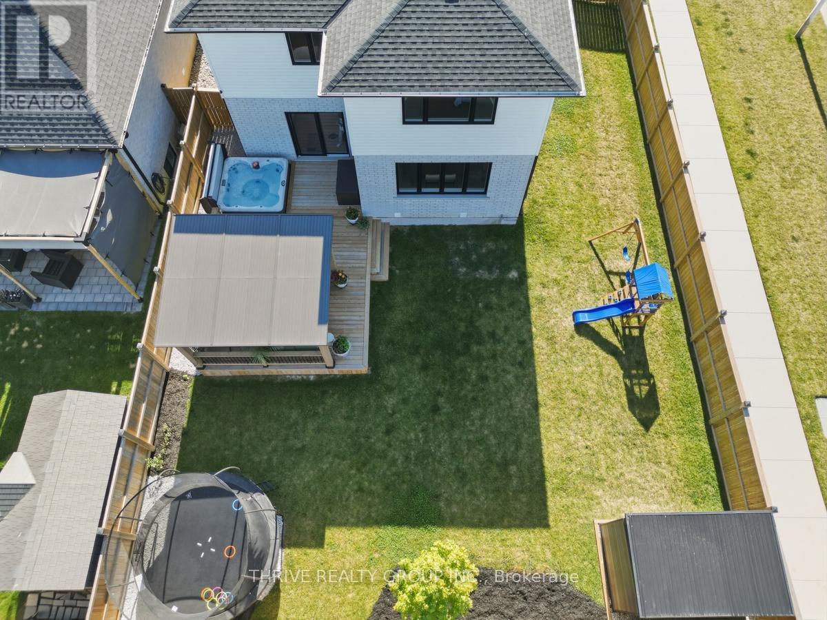 57 Briscoe Crescent, Strathroy-Caradoc (Ne), ON