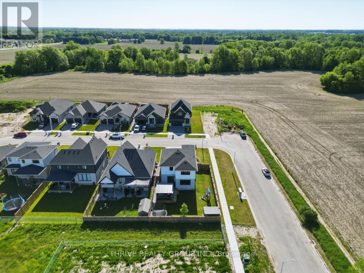 57 Briscoe Crescent, Strathroy-Caradoc (Ne), ON