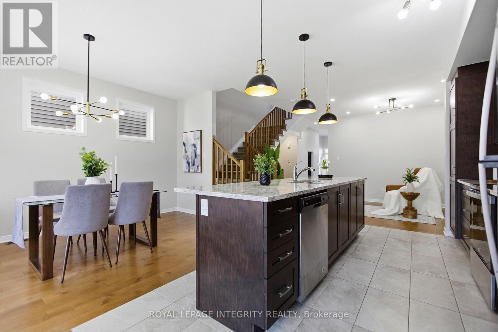 459 Cope Drive, Ottawa, ON - Indoor