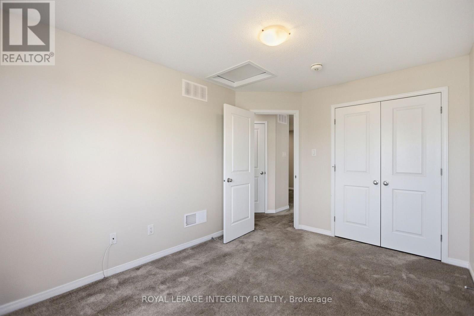 459 Cope Drive, Ottawa, ON - Indoor Photo Showing Other Room
