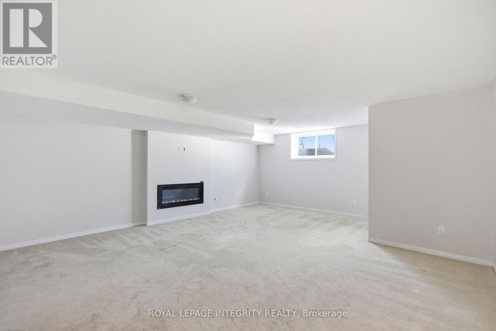 459 Cope Drive, Ottawa, ON - Indoor With Fireplace
