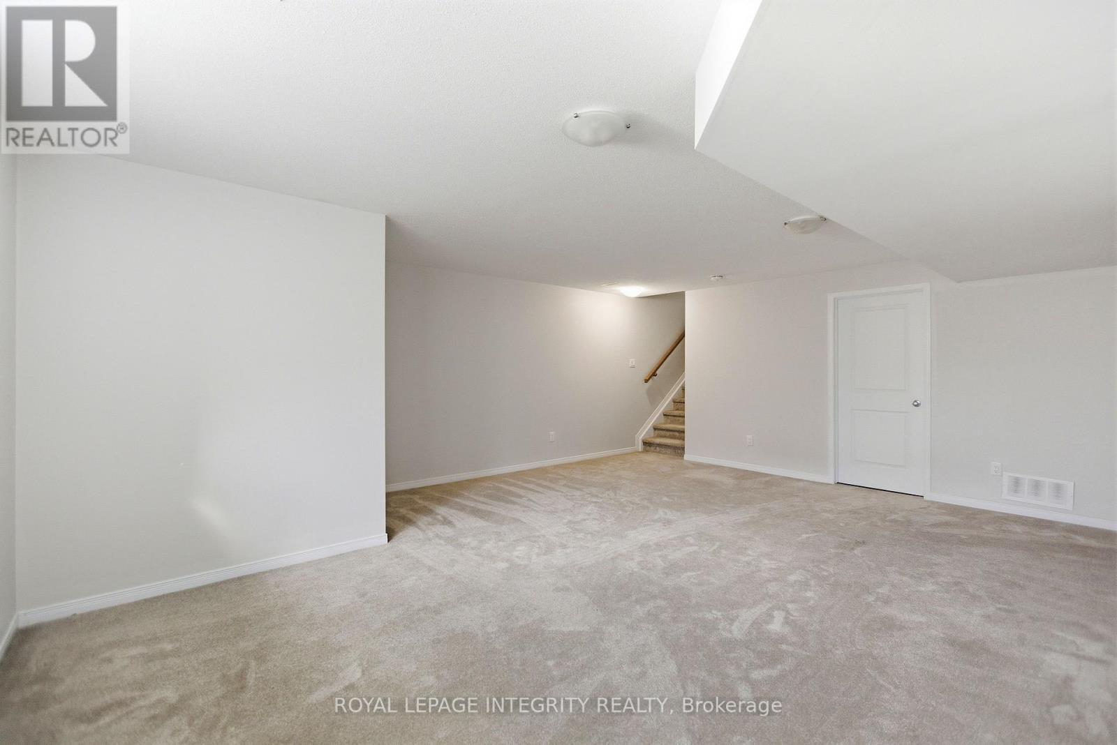 459 Cope Drive, Ottawa, ON - Indoor Photo Showing Other Room
