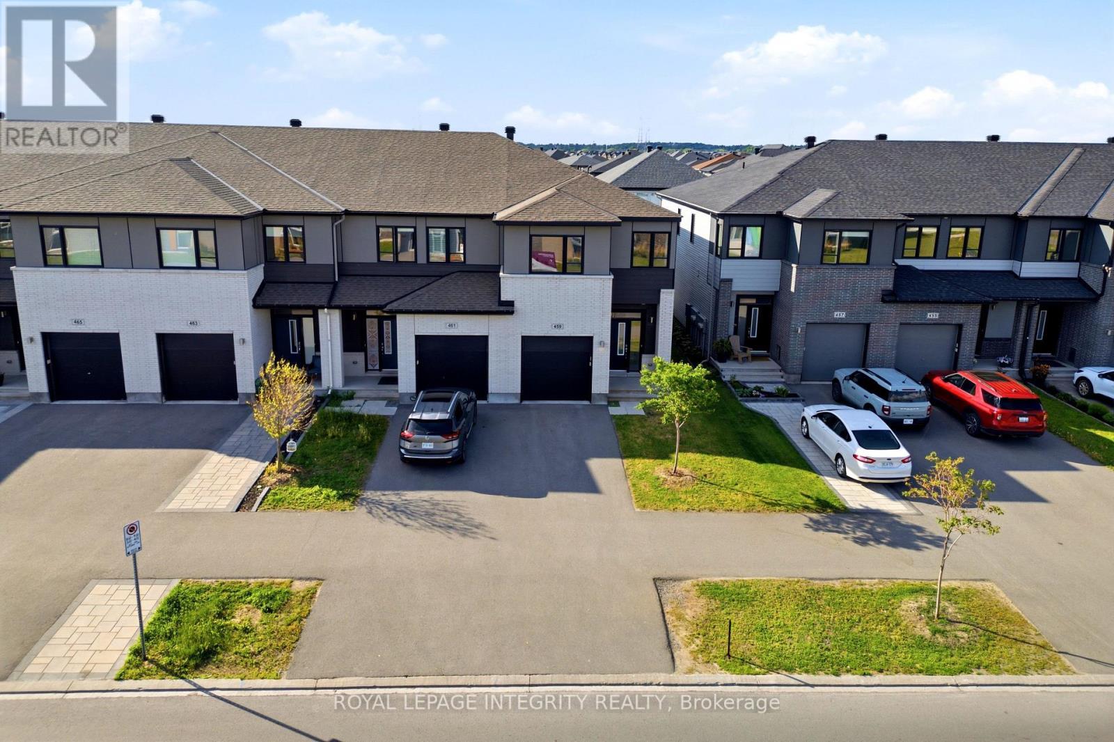 459 Cope Drive, Ottawa, ON - Outdoor With Facade