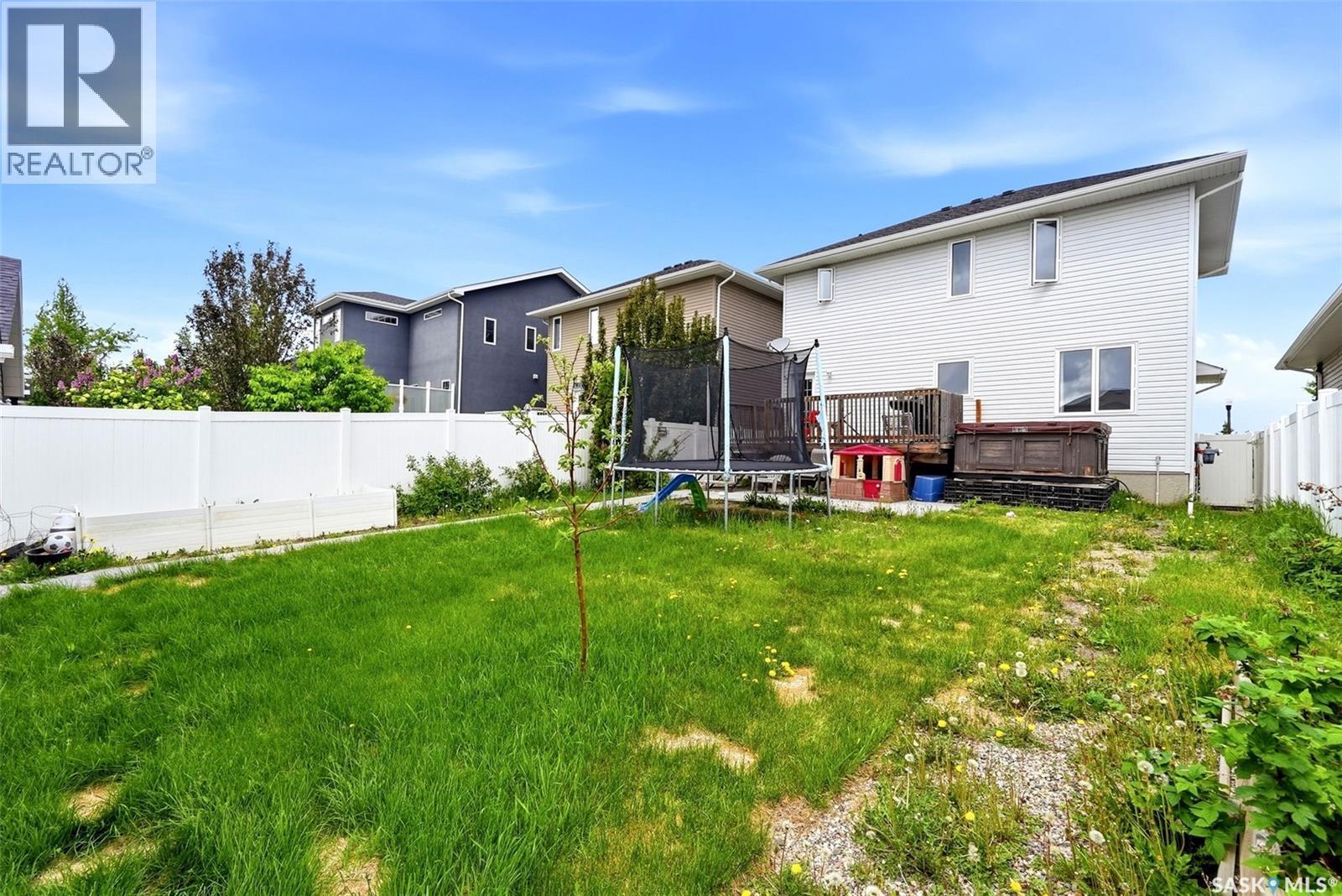 4321 Green Apple Drive E, Regina, SK