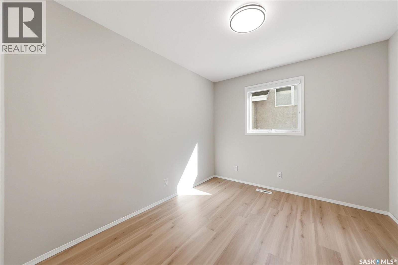 118 Hinitt Place, Saskatoon, SK