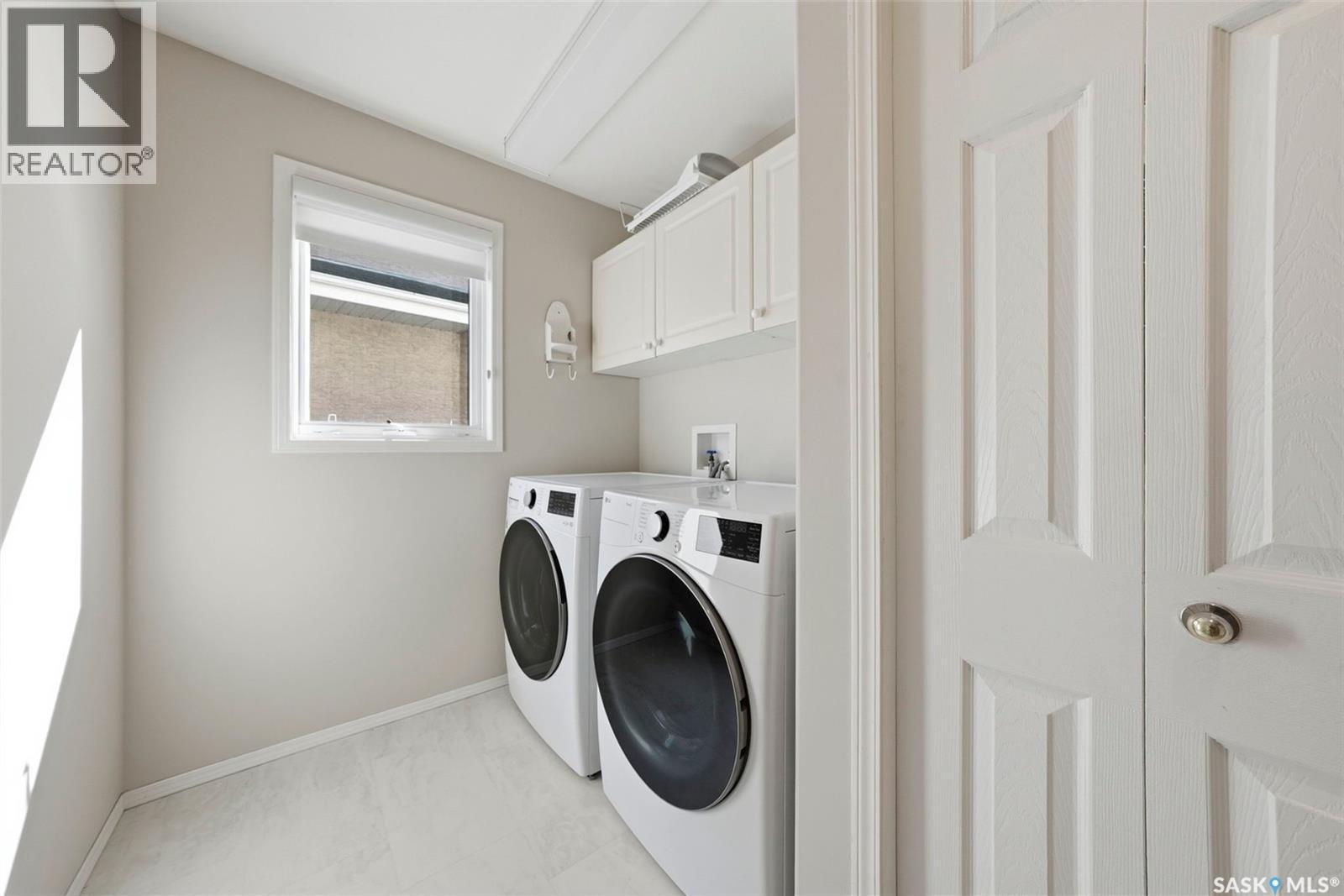 118 Hinitt Place, Saskatoon, SK