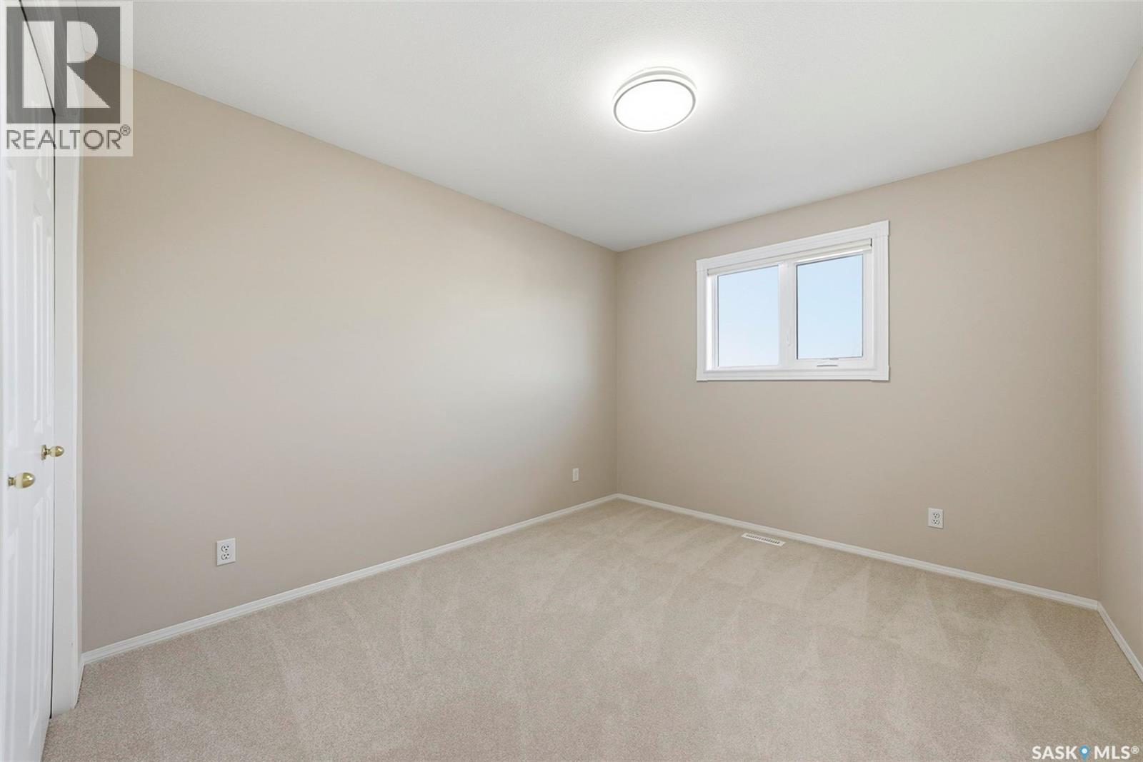 118 Hinitt Place, Saskatoon, SK