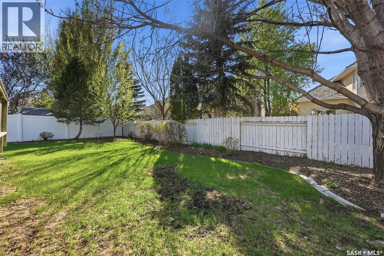 118 Hinitt Place, Saskatoon, SK