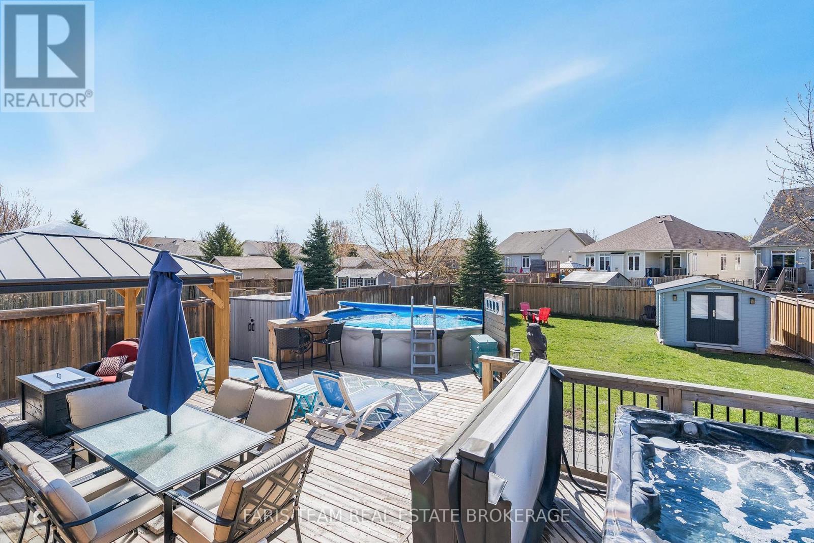 9 Broadpoint Street, Wasaga Beach, ON