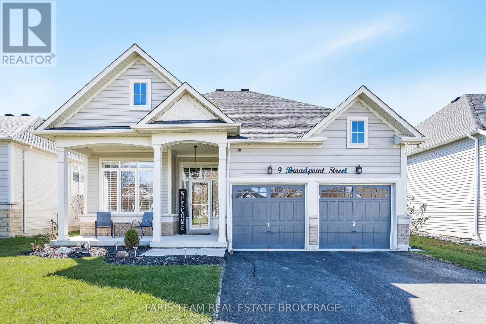 9 Broadpoint Street, Wasaga Beach, ON