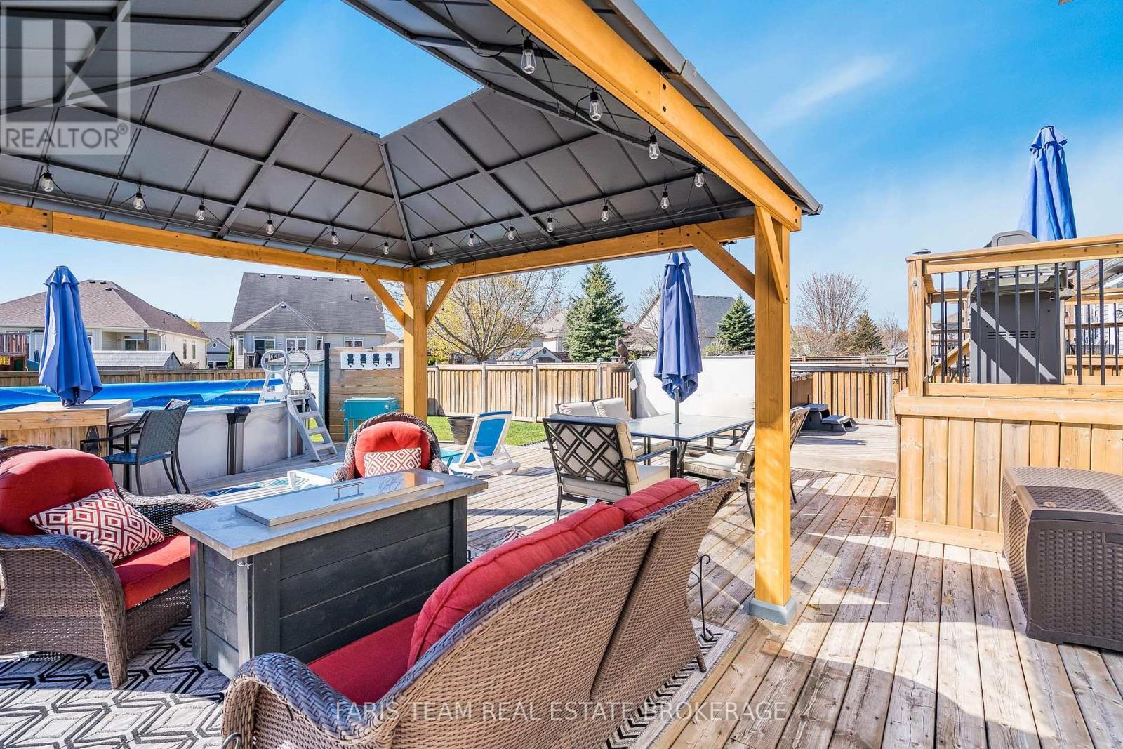 9 Broadpoint Street, Wasaga Beach, ON