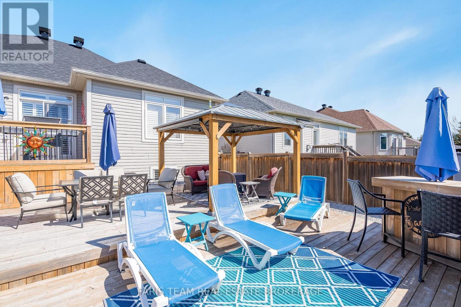 9 Broadpoint Street, Wasaga Beach, ON