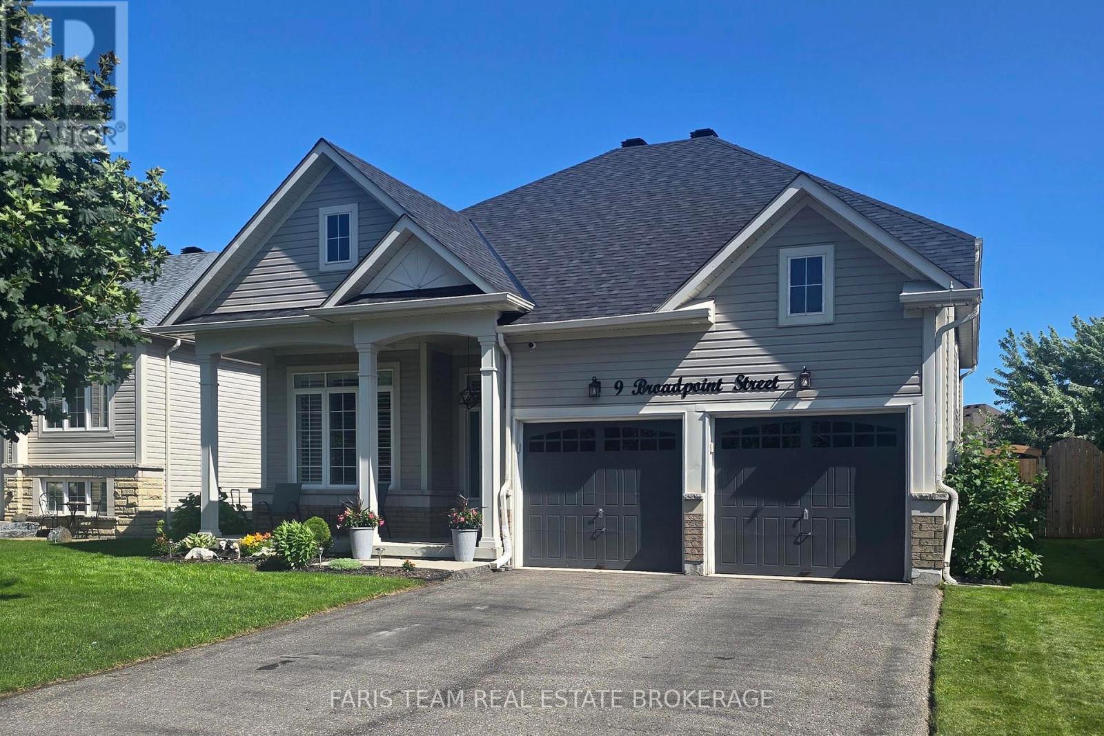 9 Broadpoint Street, Wasaga Beach, ON