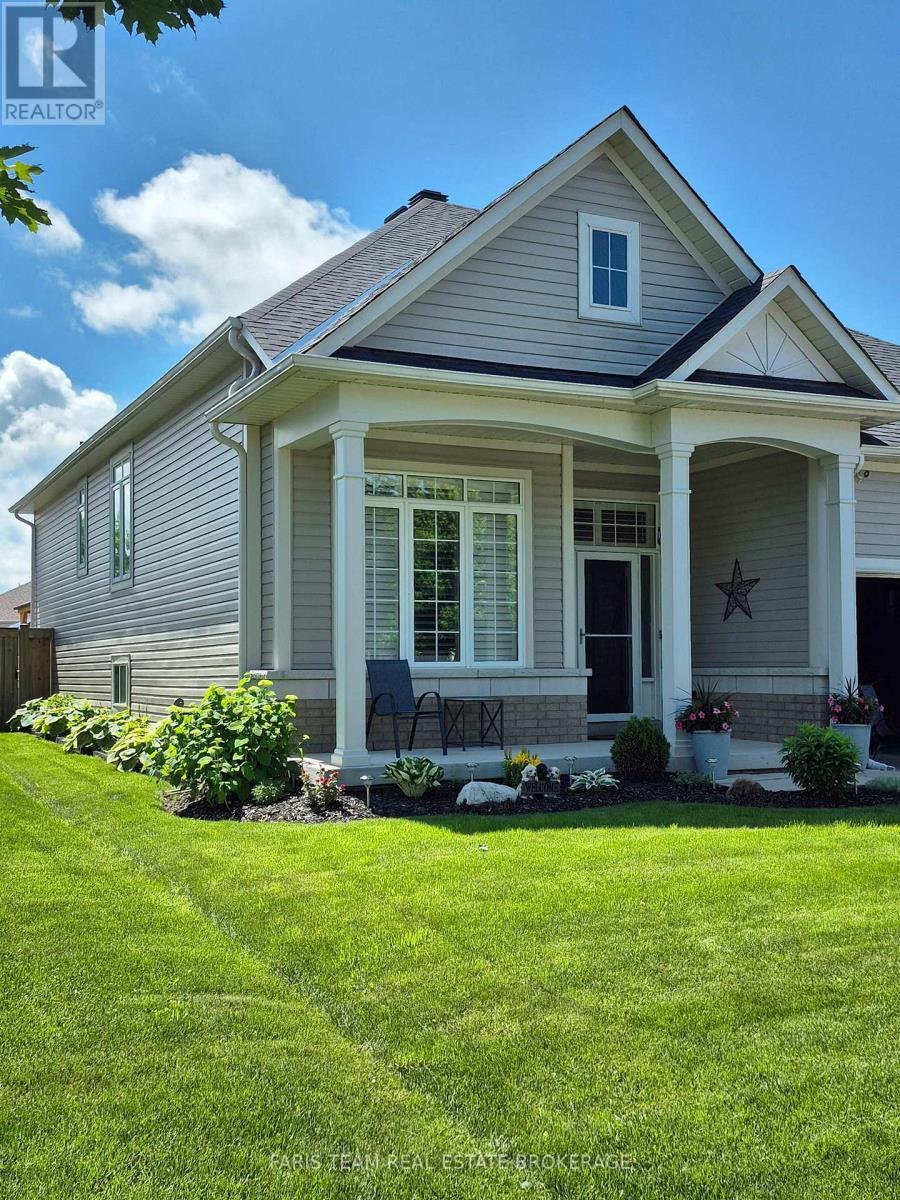 9 Broadpoint Street, Wasaga Beach, ON