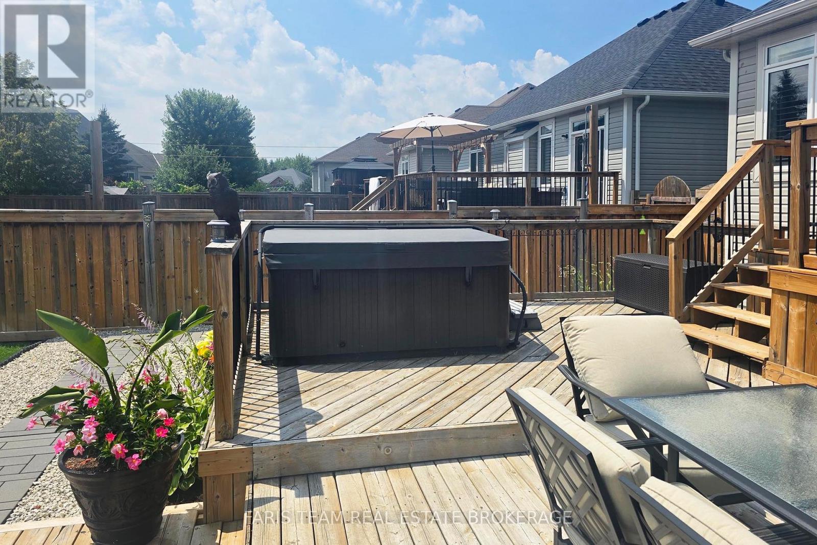 9 Broadpoint Street, Wasaga Beach, ON
