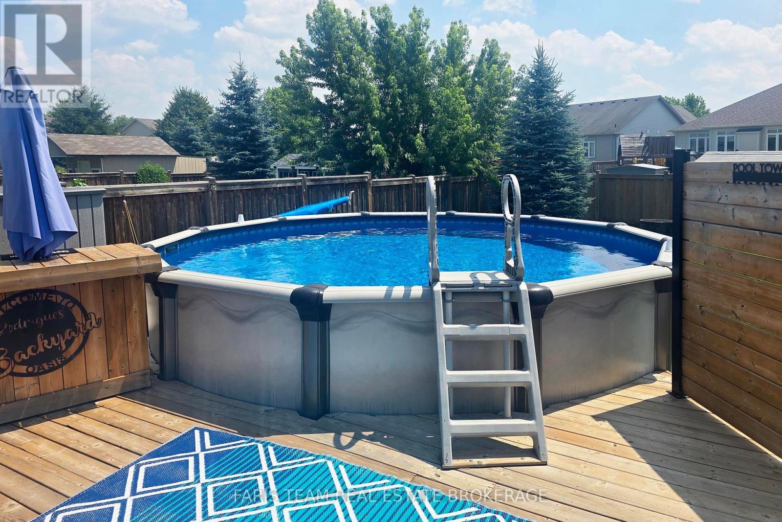 9 Broadpoint Street, Wasaga Beach, ON
