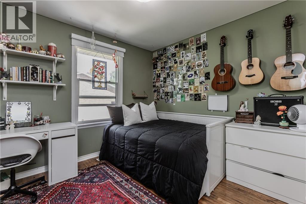 2157 Mountain Grove Avenue, Burlington, ON - Indoor