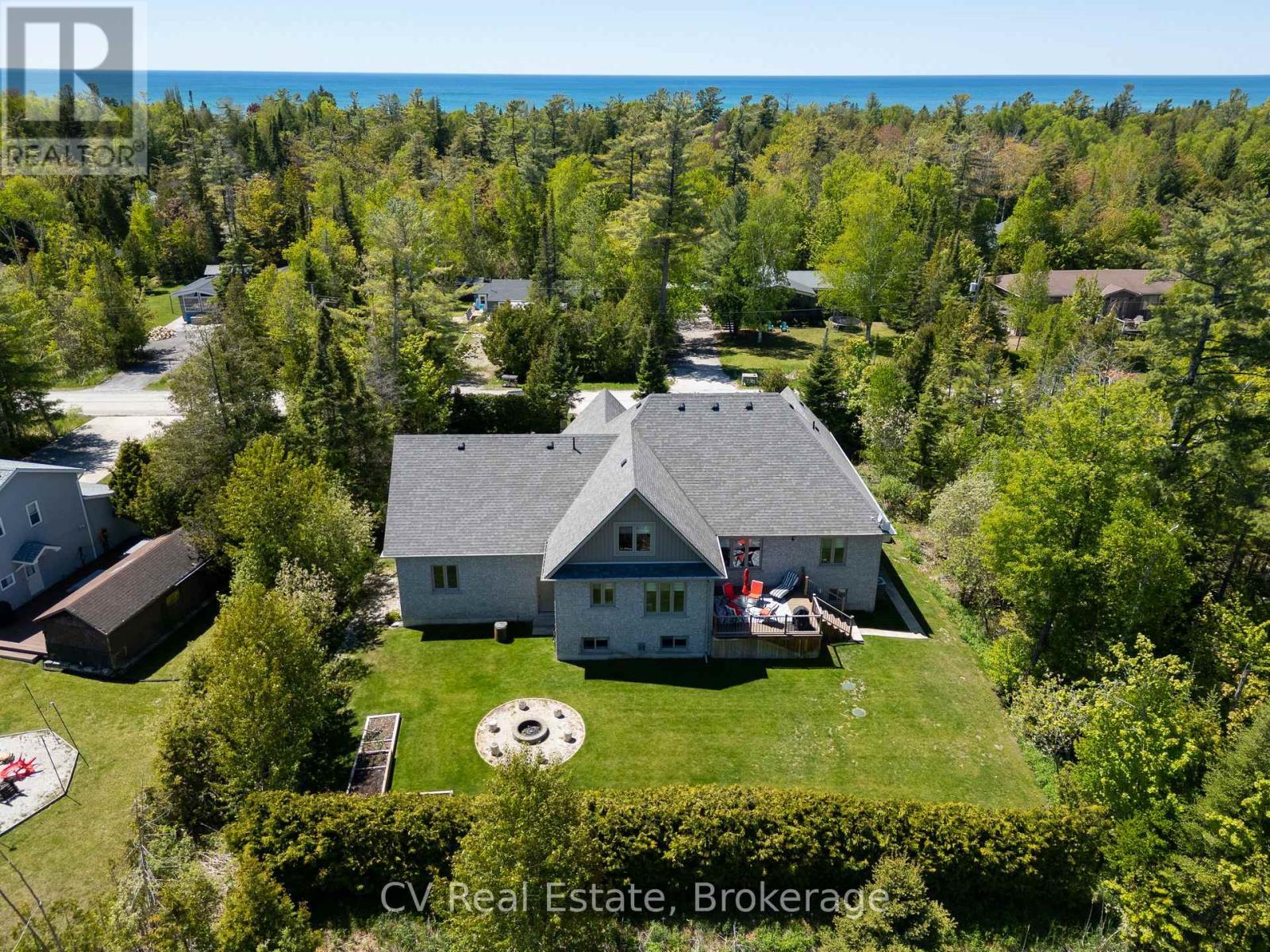 180 St. Edmunds Crescent, South Bruce Peninsula, ON