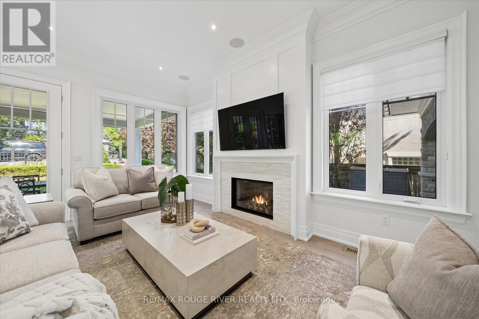 699 Front Road, Pickering, ON